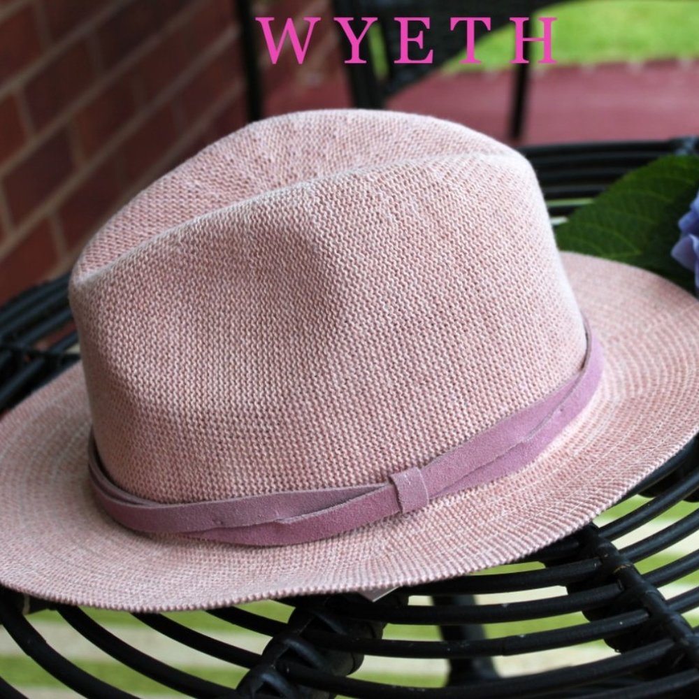 Wyeth pink hat (prototype)